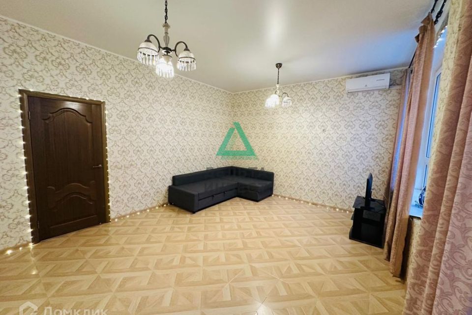 Продаётся 2-комнатная квартира, 63.6 м²