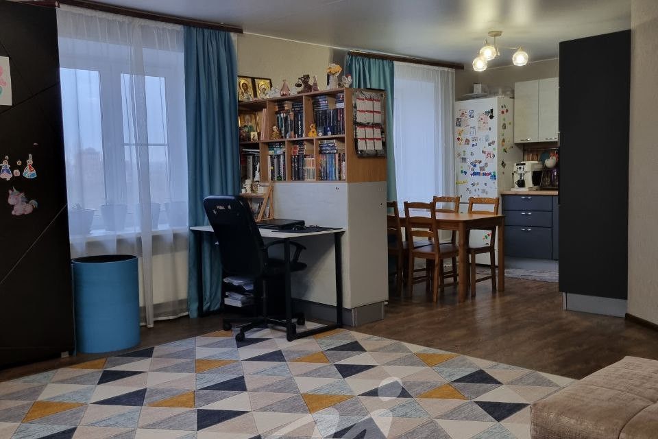Продаётся 3-комнатная квартира, 88.2 м²