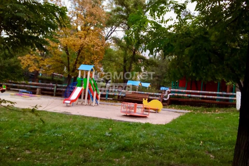 Продаётся 3-комнатная квартира, 63.5 м²
