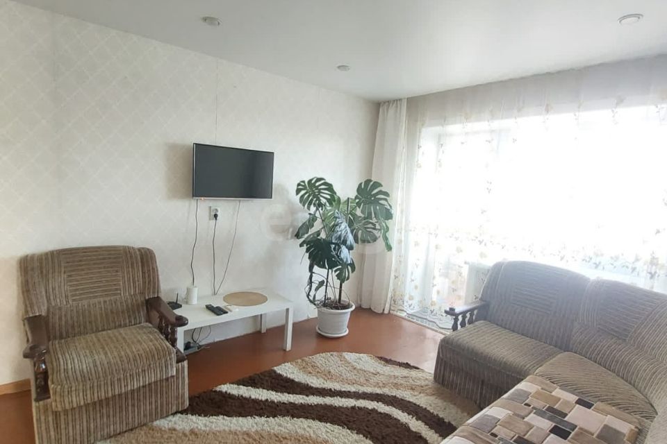 Сдаётся 3-комнатная квартира, 51.3 м²