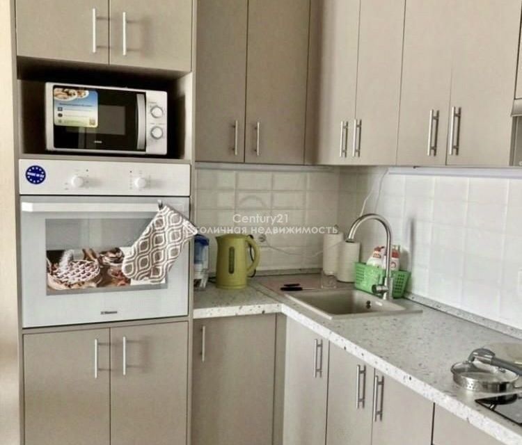 Продаётся 1-комнатная квартира, 47 м²