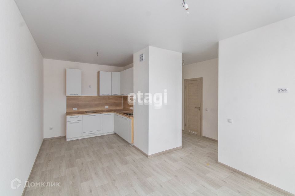 Продаётся 1-комнатная квартира, 37.9 м²