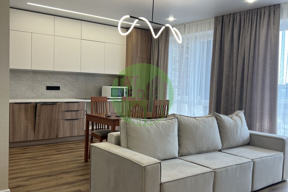 Сдаётся 3-комнатная квартира, 90 м²