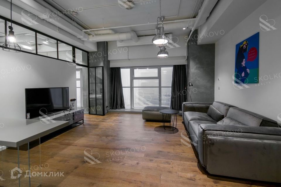 Сдаётся 2-комнатная квартира, 79.3 м²