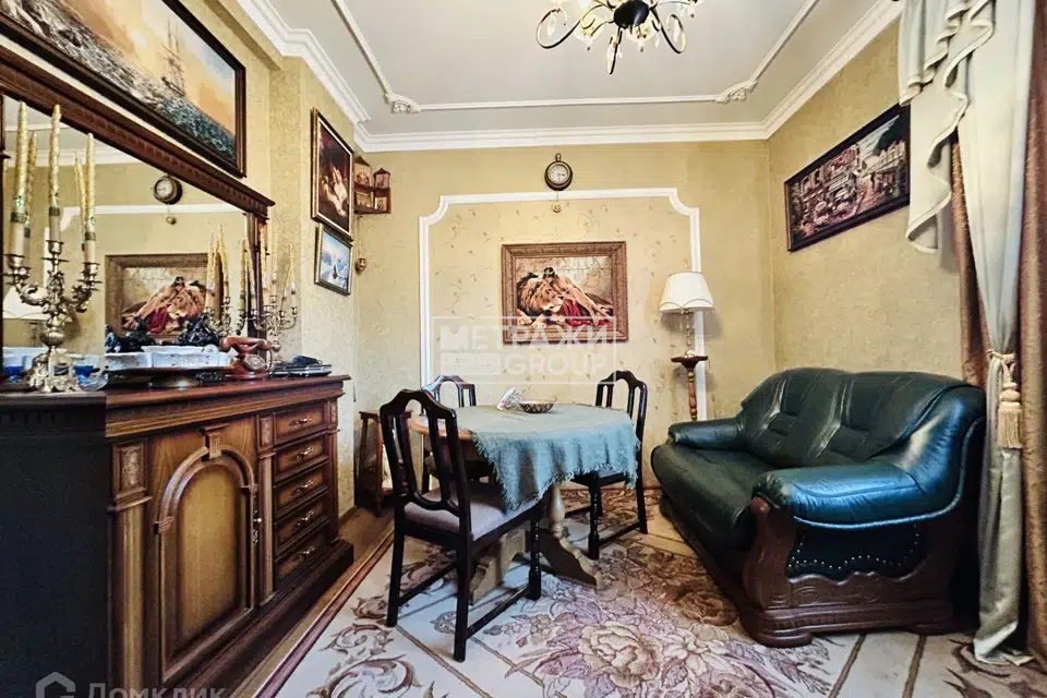 Продаётся 3-комнатная квартира, 62.1 м²