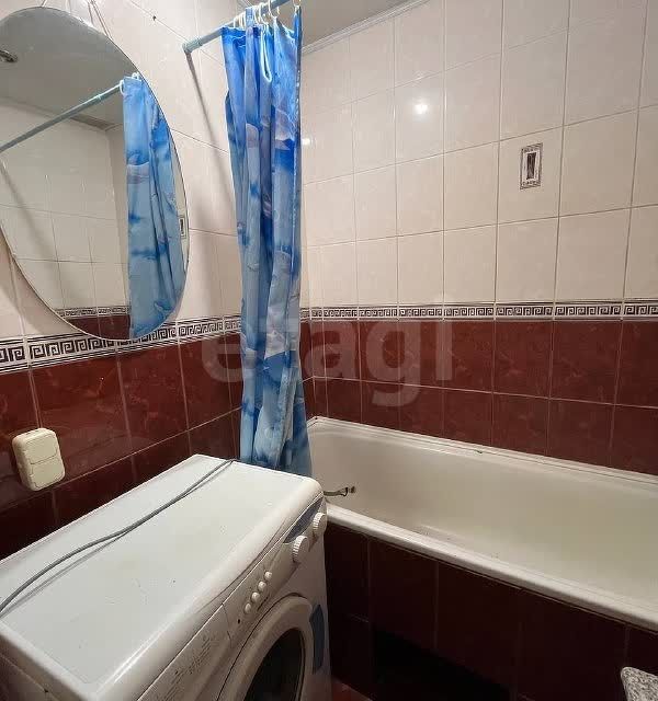 Продаётся 3-комнатная квартира, 65.2 м²