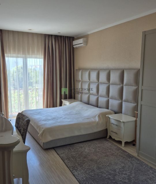 Сдаётся 3-комнатная квартира, 116 м²