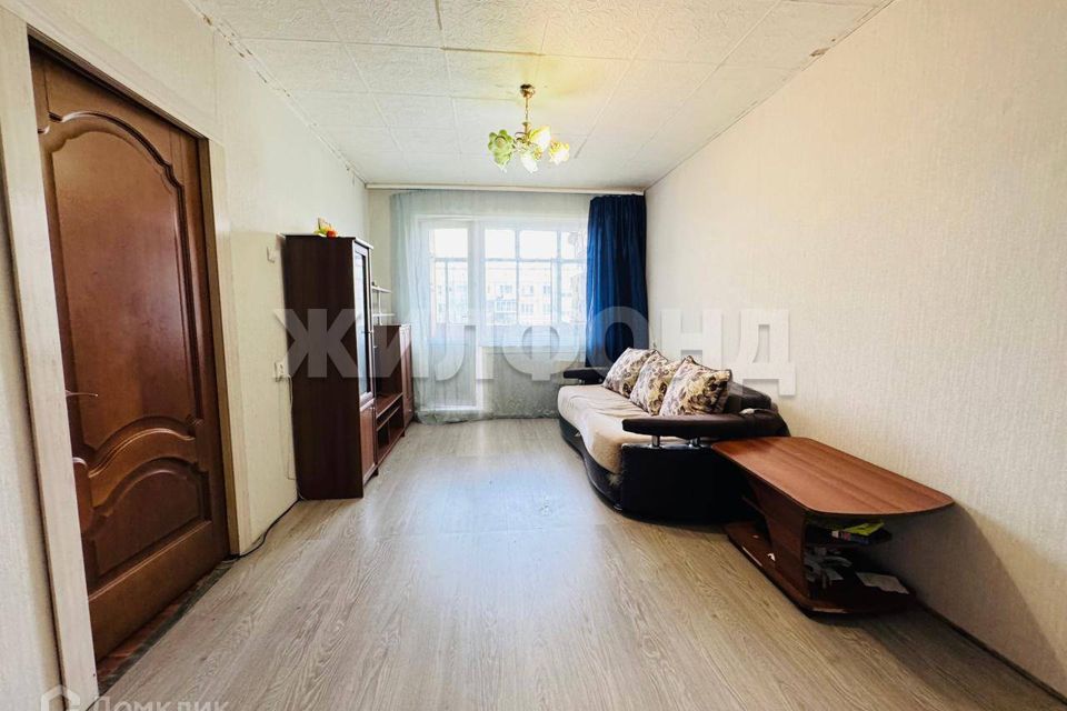 Продаётся 2-комнатная квартира, 42.7 м²