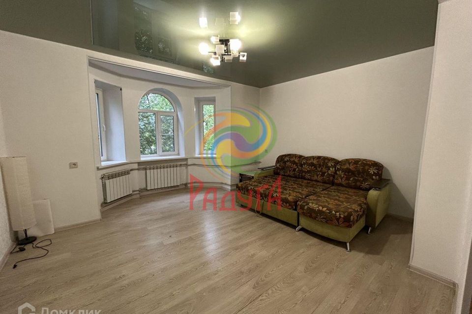 Продаётся 2-комнатная квартира, 55.6 м²