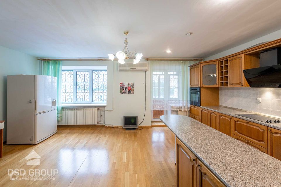 Продаётся 3-комнатная квартира, 74 м²