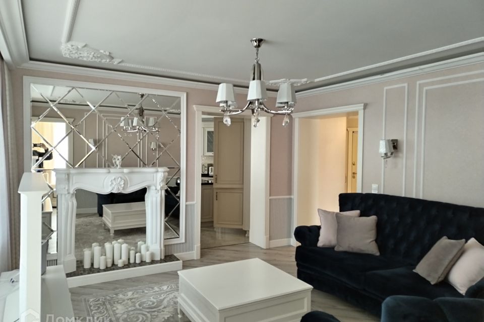Продаётся 3-комнатная квартира, 90 м²