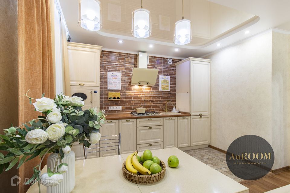 Продаётся 3-комнатная квартира, 68.35 м²