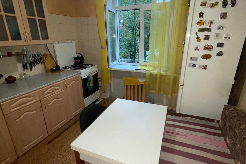 Продаётся 3-комнатная квартира, 60.9 м²