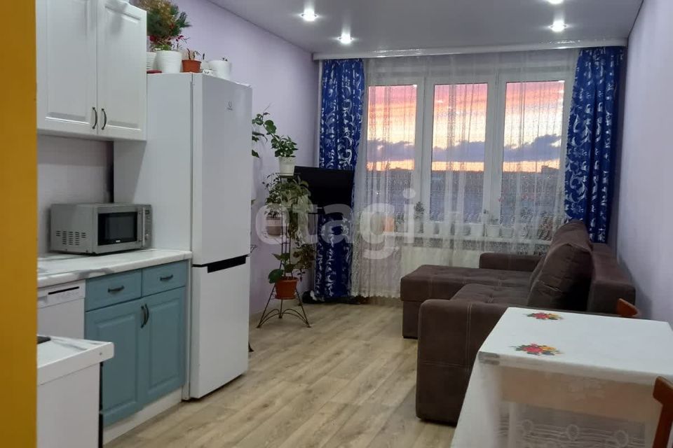 Продаётся 2-комнатная квартира, 58.3 м²