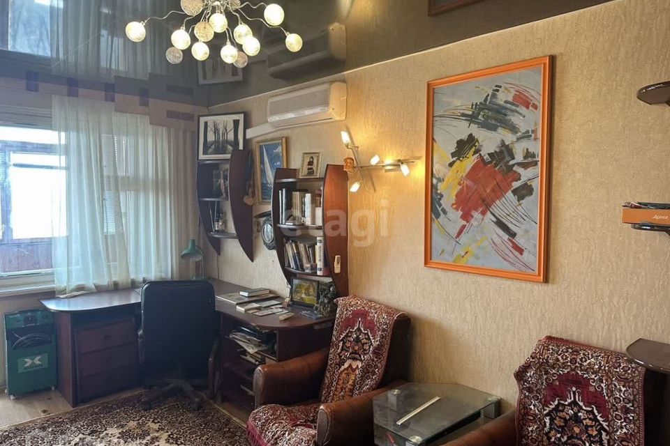 Продаётся 3-комнатная квартира, 90.7 м²
