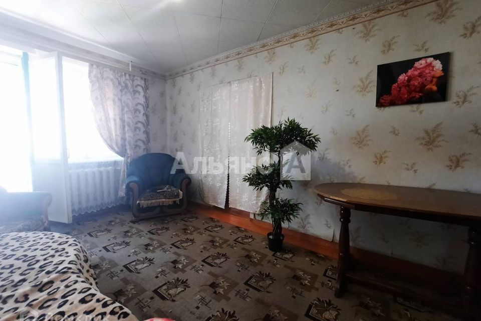 Продаётся комната в 3-комн. квартире, 40.9 м²