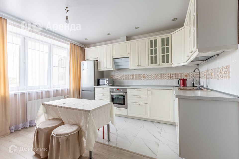 Сдаётся 2-комнатная квартира, 66 м²