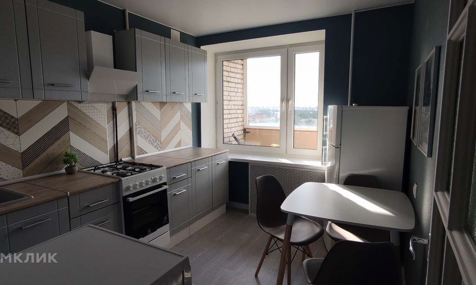 Сдаётся 2-комнатная квартира, 56 м²