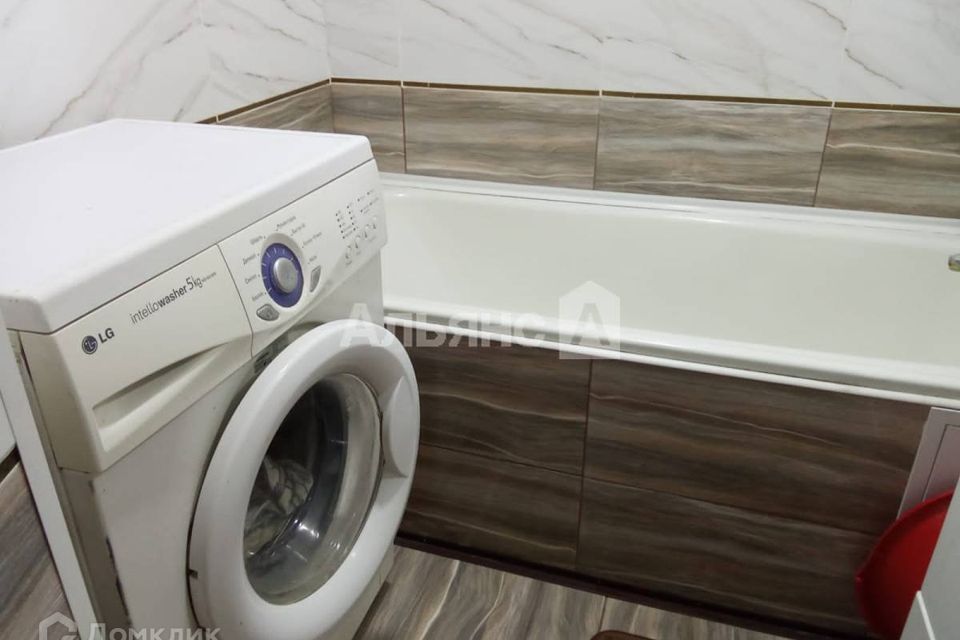 Продаётся 3-комнатная квартира, 63 м²