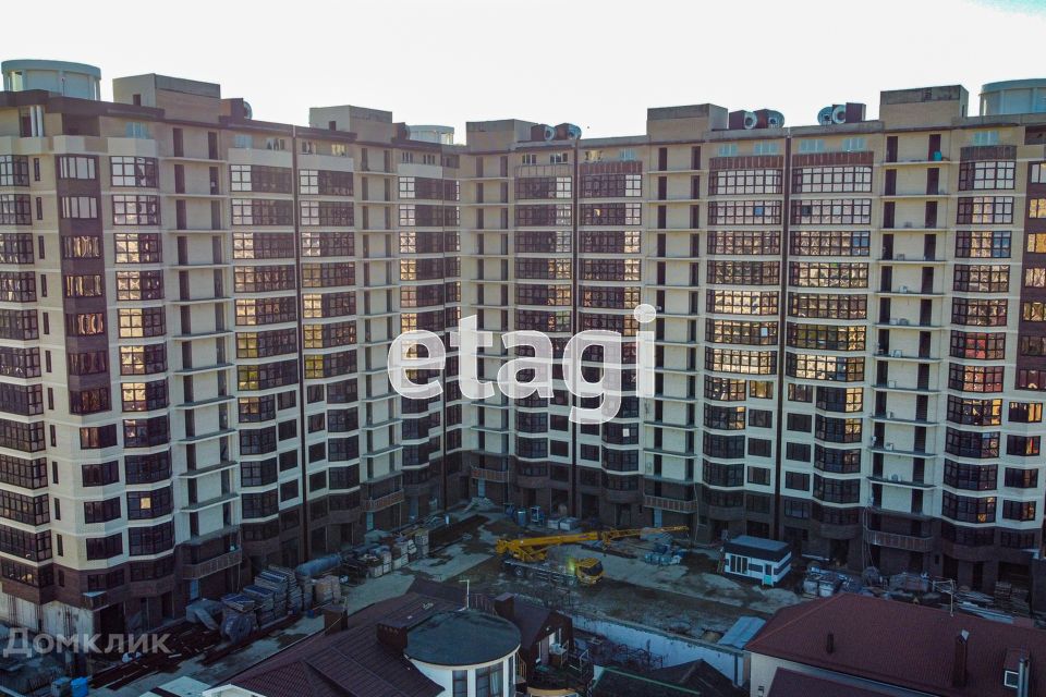 Продаётся 2-комнатная квартира, 91.7 м²