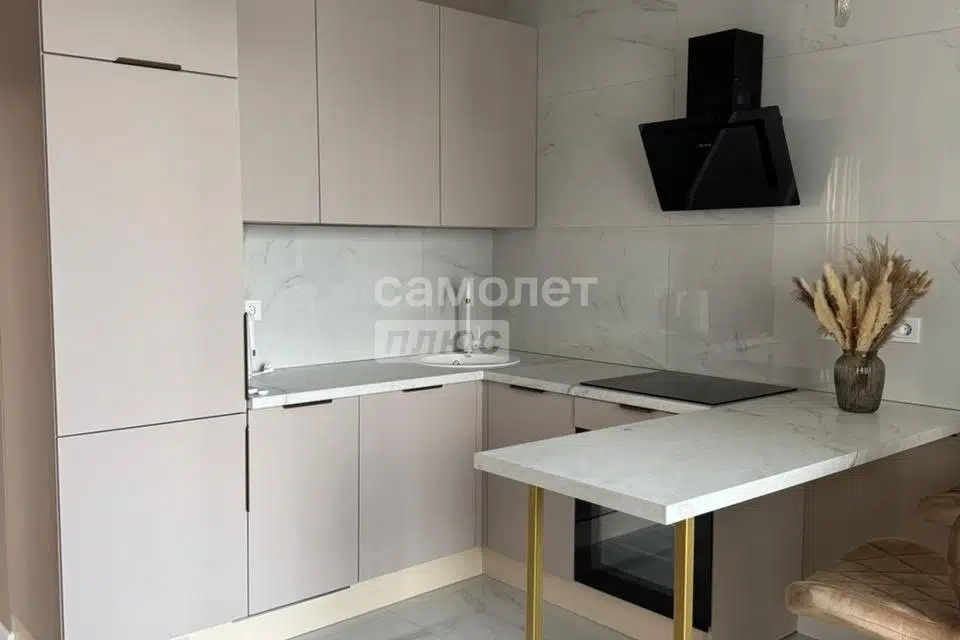 Продаётся 1-комнатная квартира, 45.2 м²
