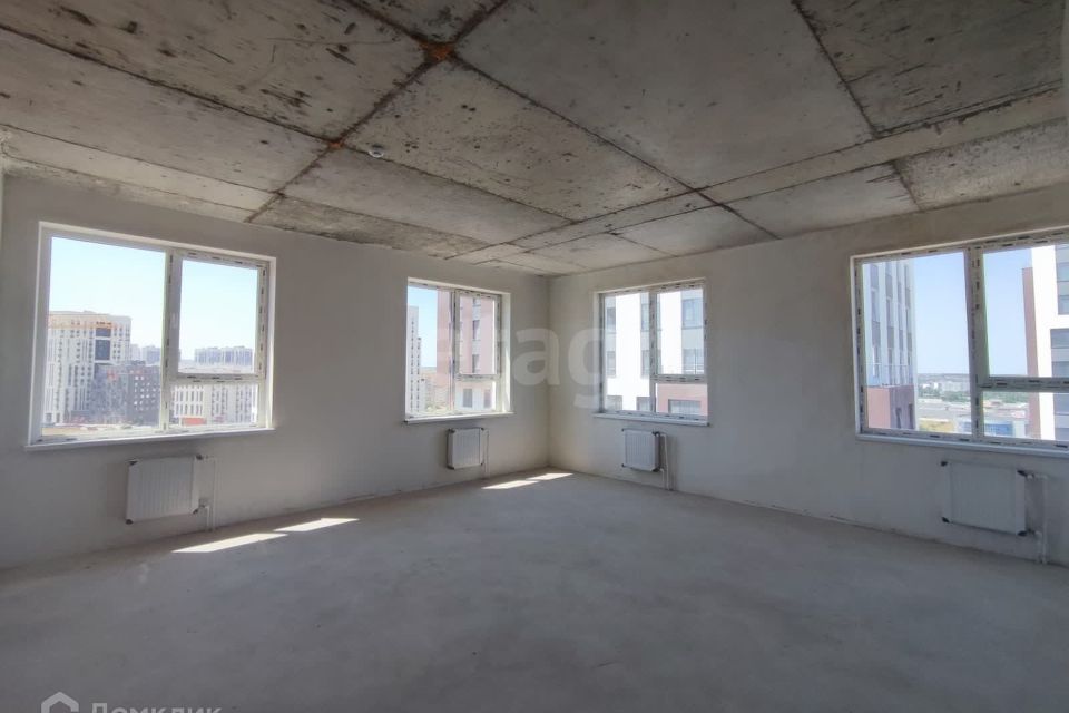 Продаётся 2-комнатная квартира, 76 м²