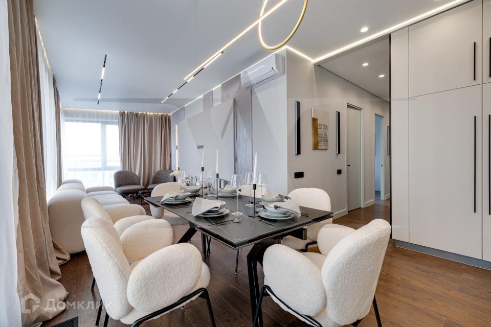 Продаётся 3-комнатная квартира, 92.5 м²