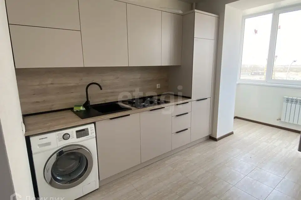 Сдаётся 1-комнатная квартира, 47 м²