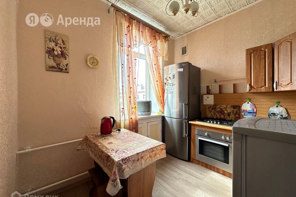Сдаётся 2-комнатная квартира, 62 м²