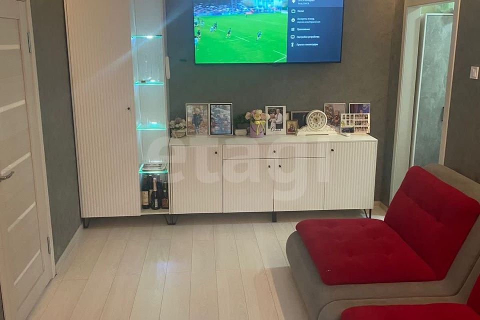 Продаётся 4-комнатная квартира, 60.32 м²