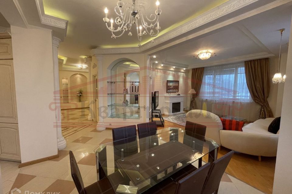 Сдаётся 3-комнатная квартира, 125 м²