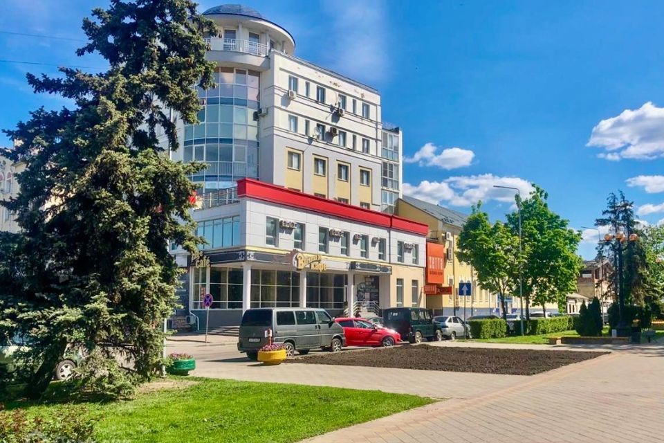 Сдаётся 2-комнатная квартира, 90 м²