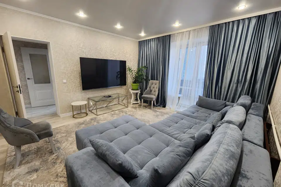 Продаётся 3-комнатная квартира, 105 м²