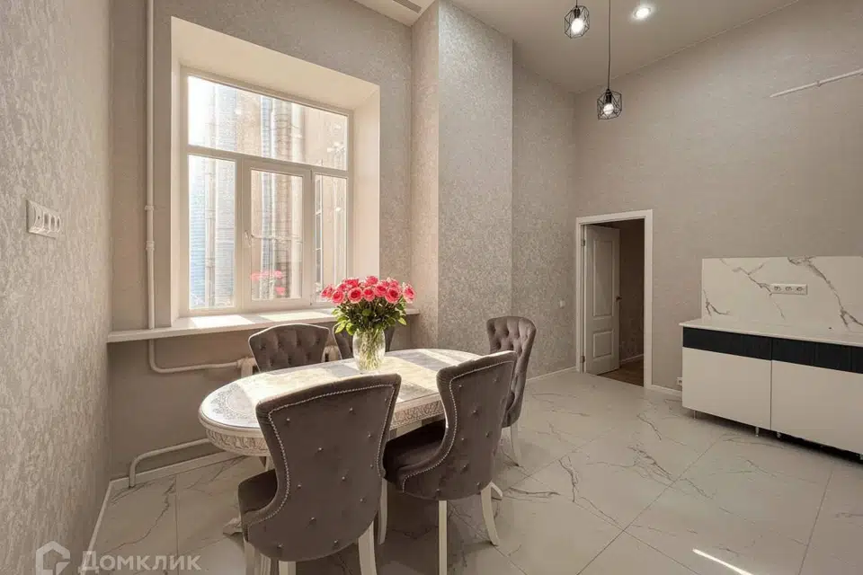 Продаётся 2-комнатная квартира, 86.8 м²