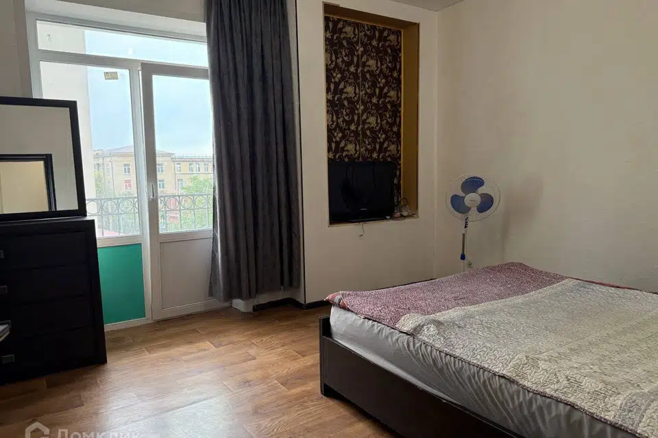 Продаётся 3-комнатная квартира, 67.5 м²