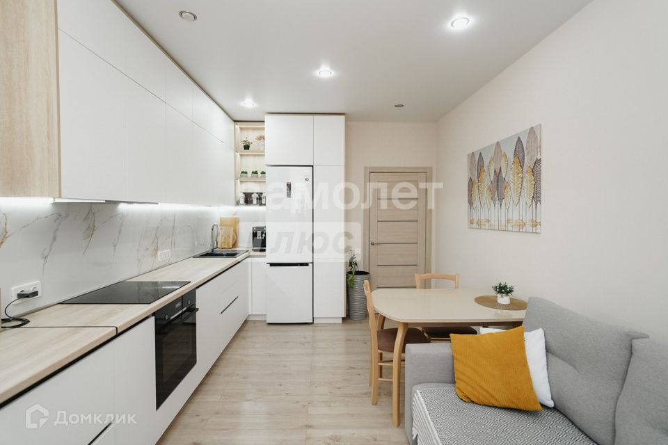 Продаётся 2-комнатная квартира, 61.1 м²