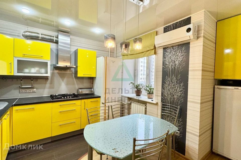 Продаётся 3-комнатная квартира, 75.5 м²