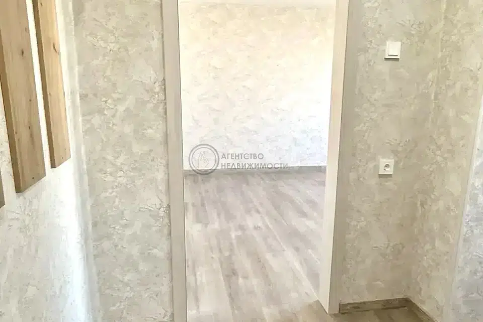 Продаётся 1-комнатная квартира, 38.4 м²