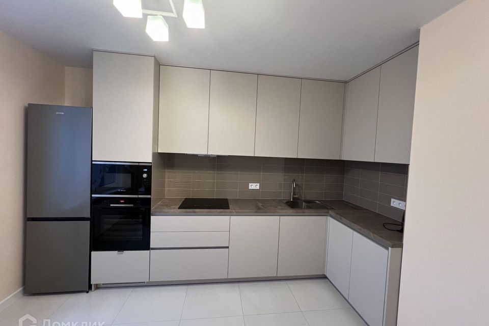 Сдаётся 1-комнатная квартира, 43 м²