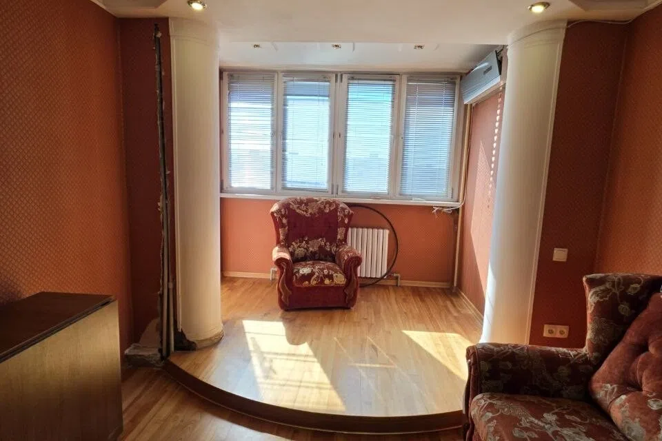 Продаётся 3-комнатная квартира, 57.5 м²