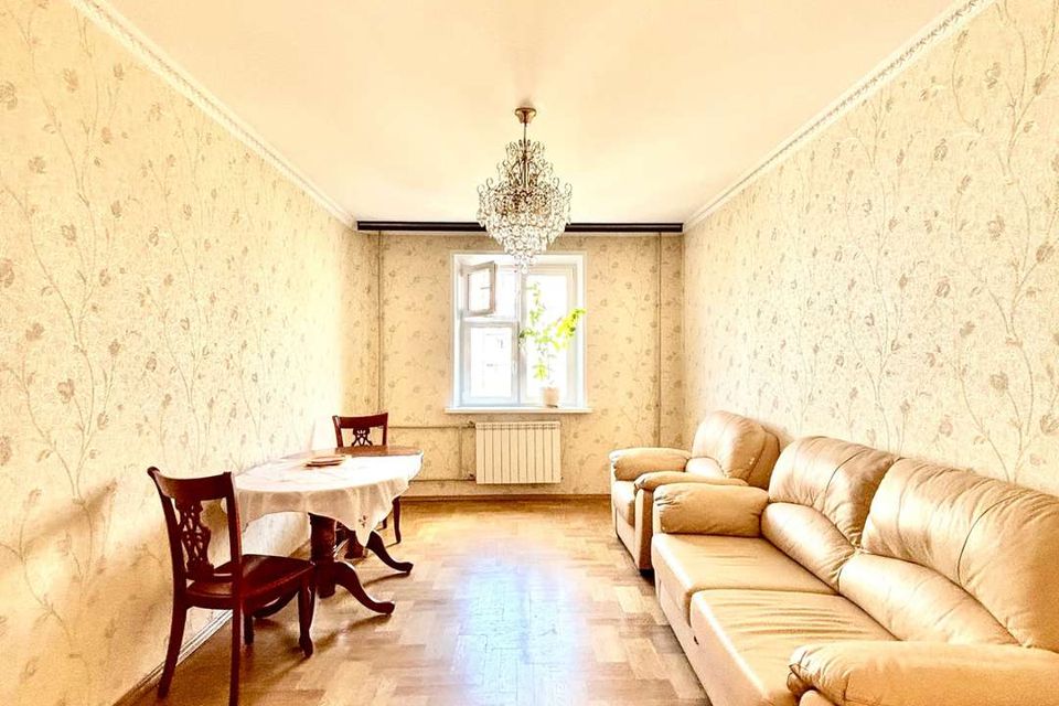 Продаётся 3-комнатная квартира, 74.7 м²