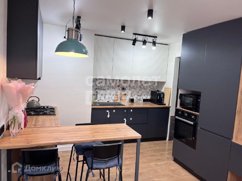 Продаётся 3-комнатная квартира, 65 м²