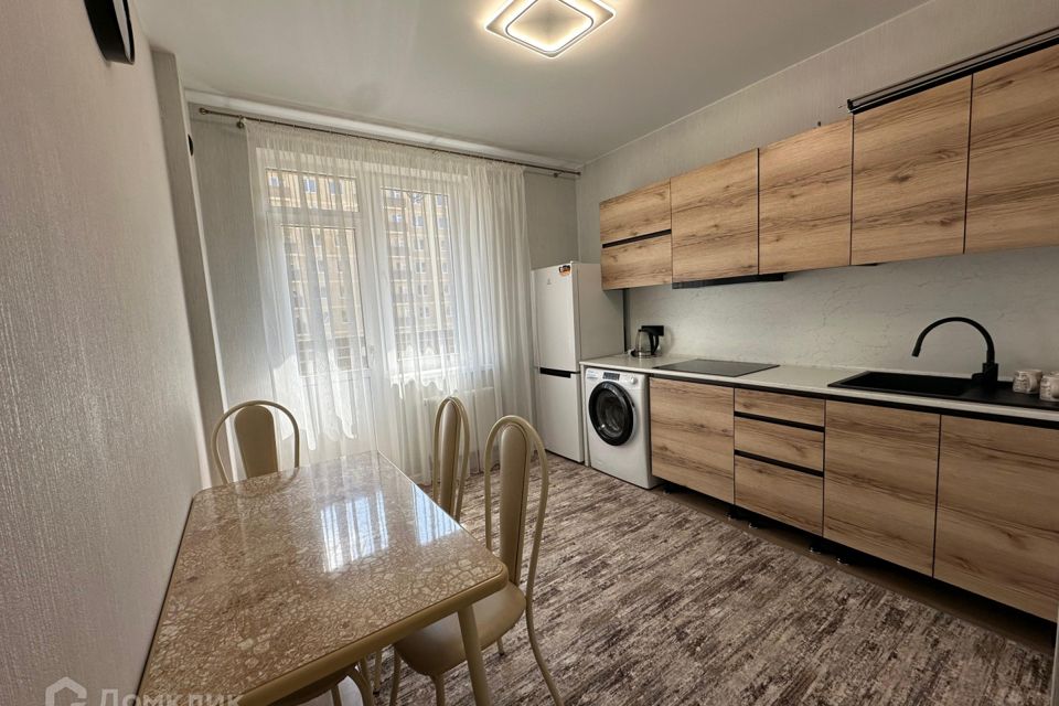 Сдаётся 1-комнатная квартира, 38 м²