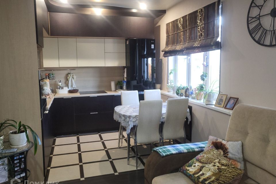 Продаётся 3-комнатная квартира, 66.8 м²