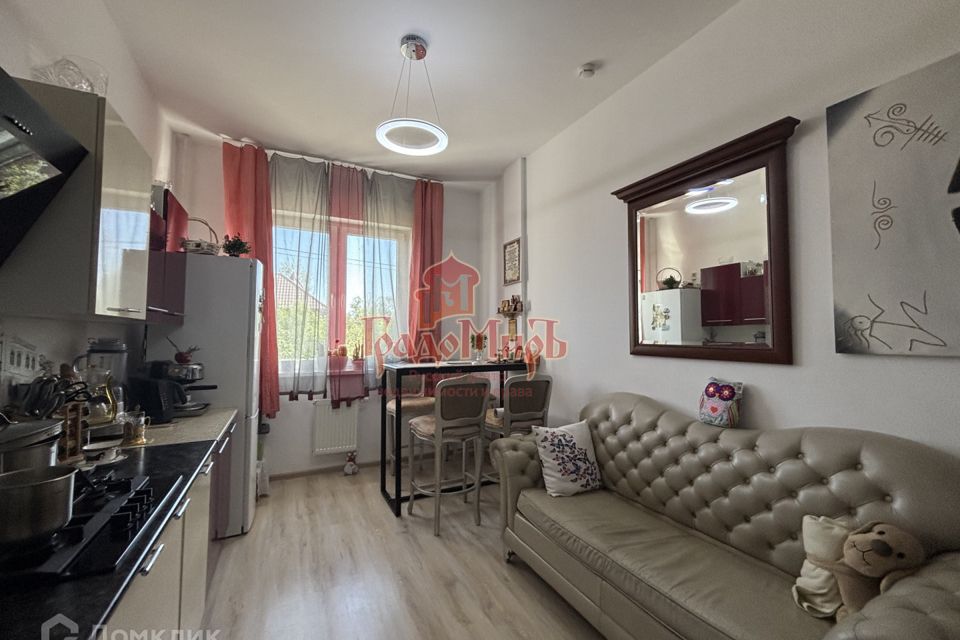 Продаётся 3-комнатная квартира, 79.9 м²