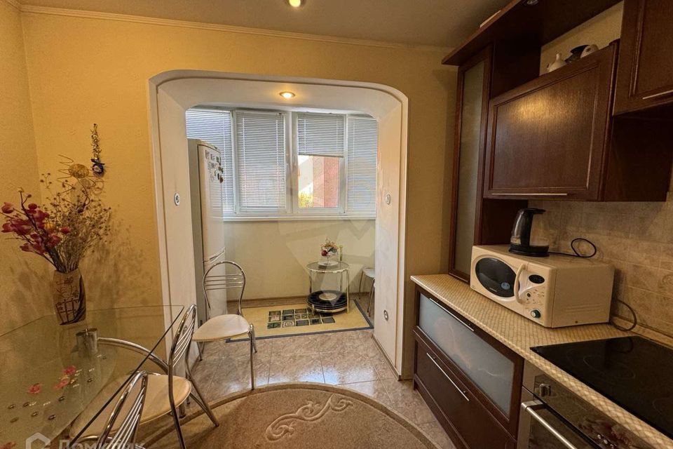 Продаётся 4-комнатная квартира, 92 м²