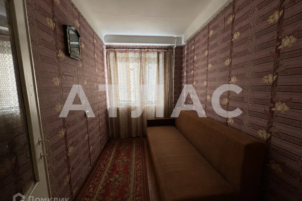 Продаётся 3-комнатная квартира, 42.5 м²