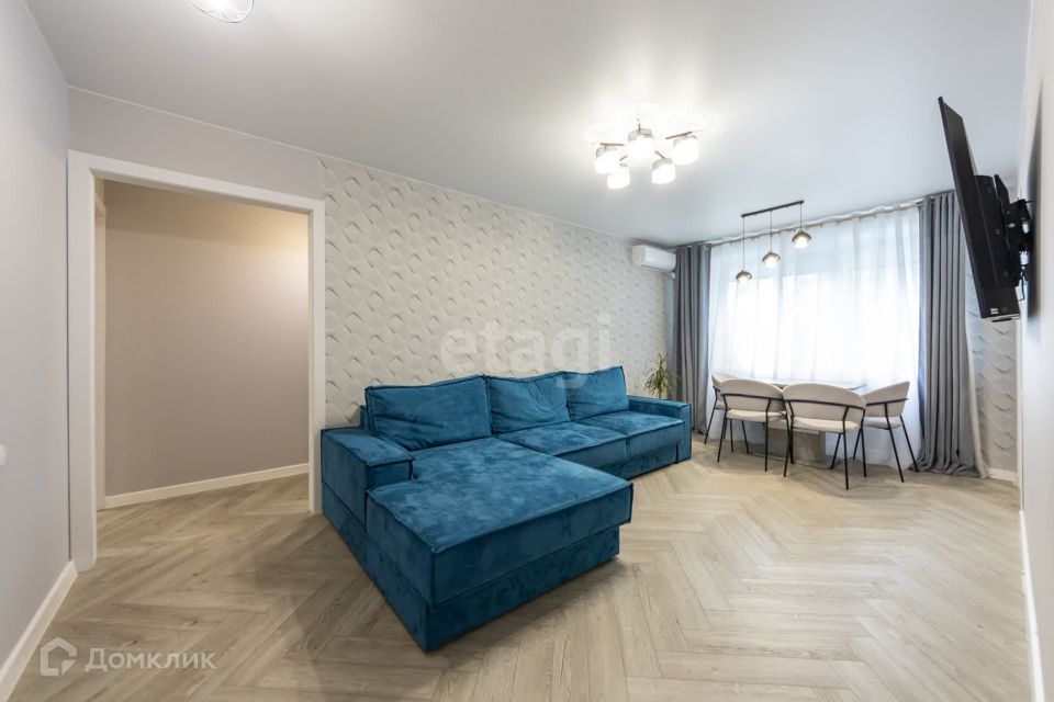 Продаётся 4-комнатная квартира, 87.8 м²