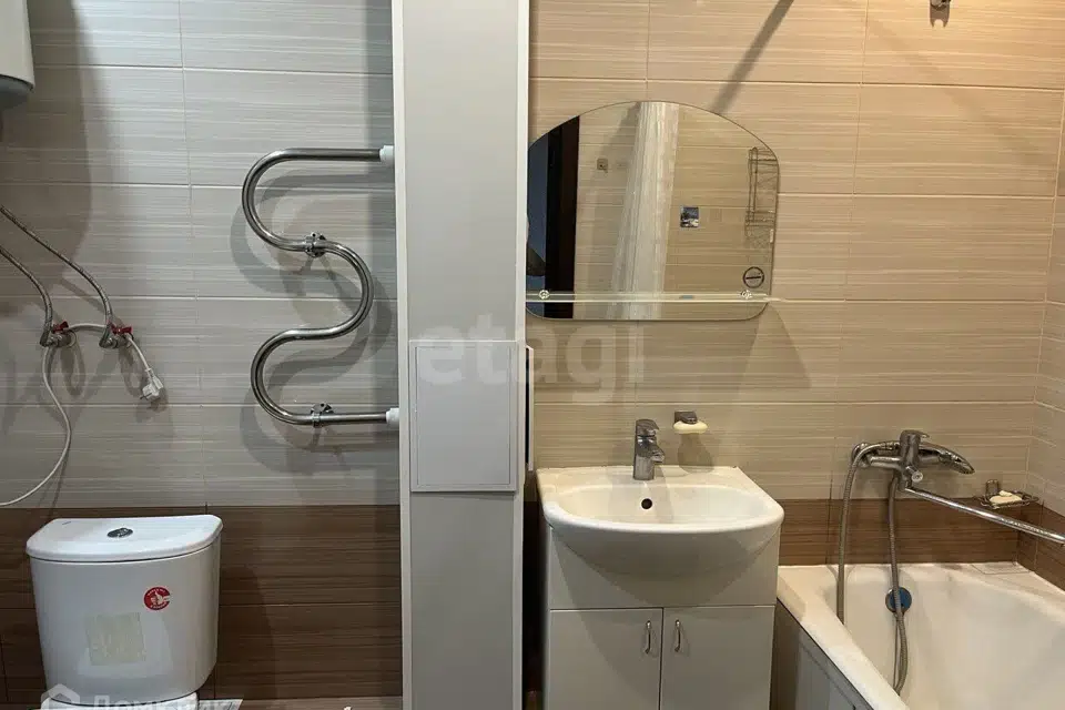 Продаётся 2-комнатная квартира, 50.5 м²