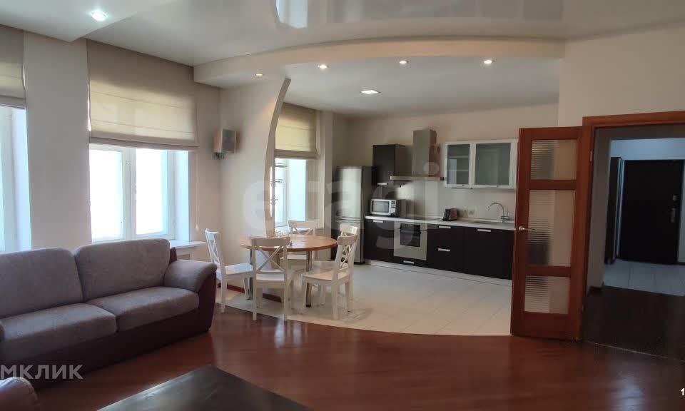 Сдаётся 3-комнатная квартира, 104 м²